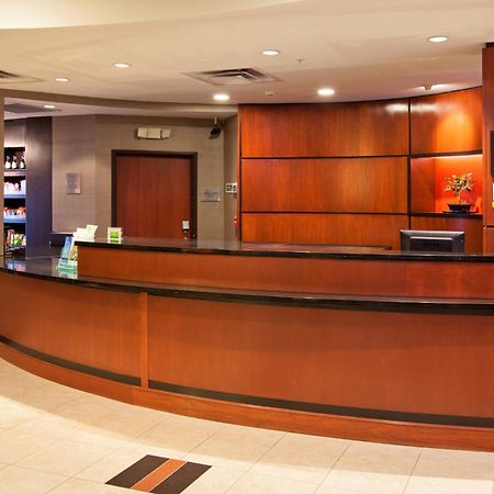 Courtyard Louisville Northeast Экстерьер фото