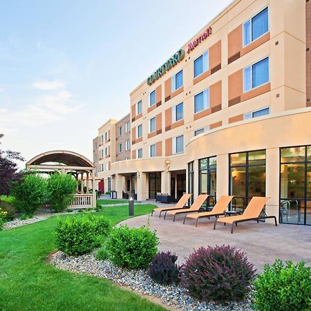 Courtyard Louisville Northeast Экстерьер фото