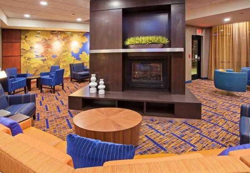Courtyard Louisville Northeast Экстерьер фото